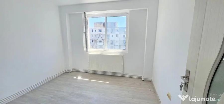 Apartament cu 2 camere semidecomandat în Viziru 3