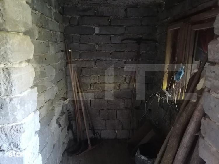 Casă cu 2 camere cu Teren 1000 Mp în Voinești