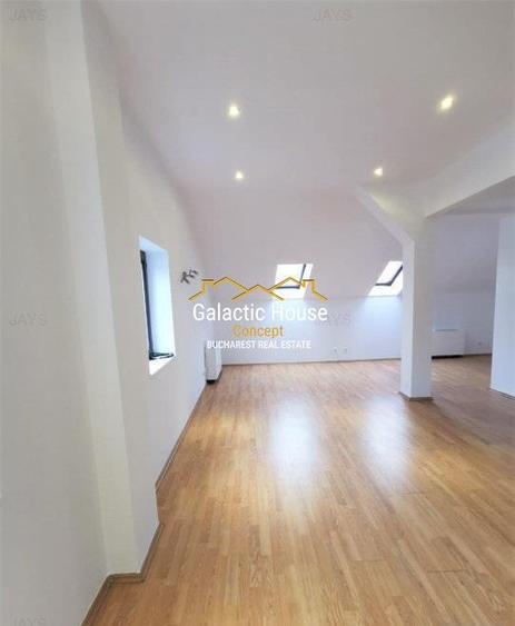 Casă individuală cu 7 camere cu Teren 460 Mp în Băneasa