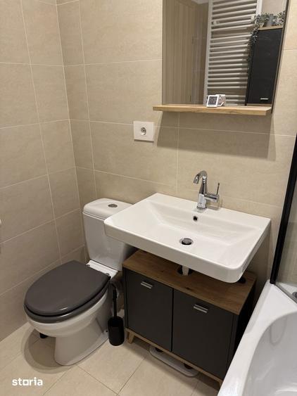Apartament cu 3 camere în Est
