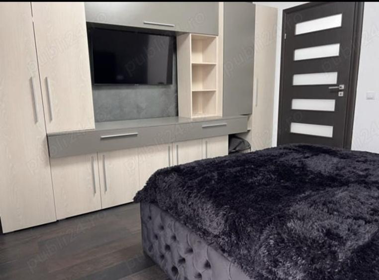 Casă cu 4 camere decomandat în Vidra