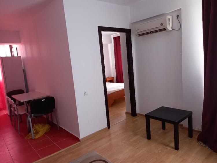 Apartament cu 2 camere decomandat în Berceni