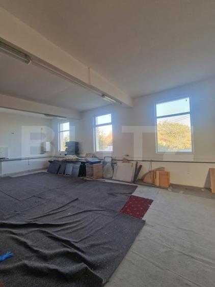 Spațiu industrial, de 370 mp, în Hălchiu