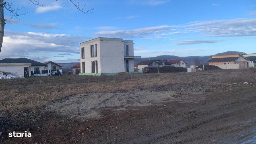 Teren de 518 mp, în Albac