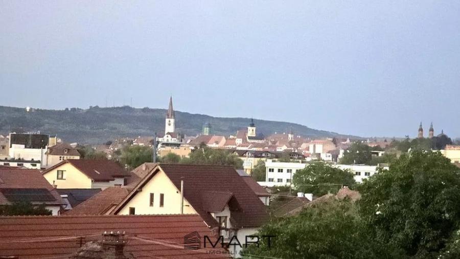 Apartament cu 2 camere decomandat în Turnișor — fotografia 2