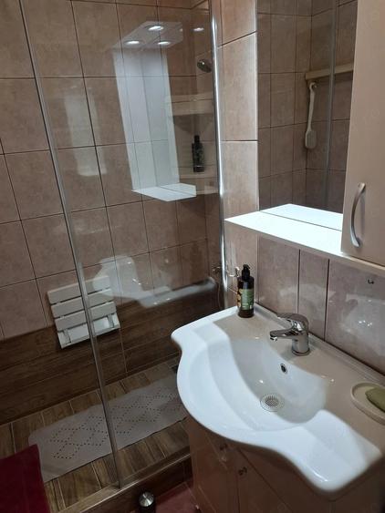 Apartament cu 2 camere decomandat în Circumvalațiunii