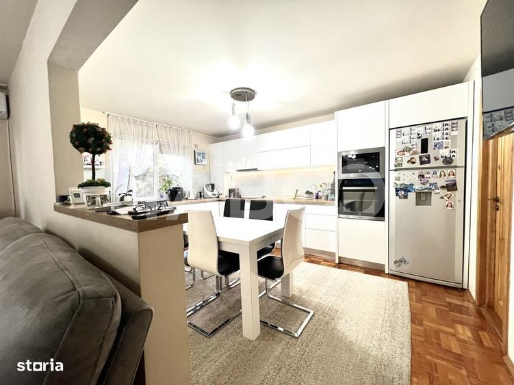 Apartament cu 3 camere decomandat în Mărăști