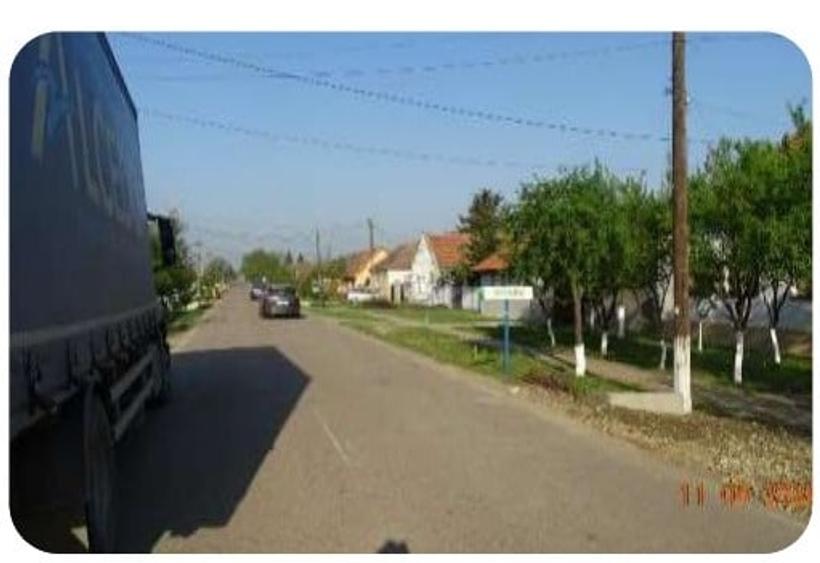 Spațiu comercial, de 286.73001098633 mp, în Sânandrei