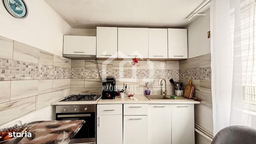 Casă cu 3 camere în Juc-Herghelie