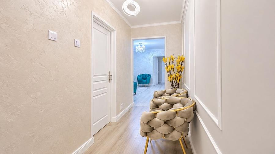 Apartament cu 2 camere semidecomandat, mobilat în Micălaca