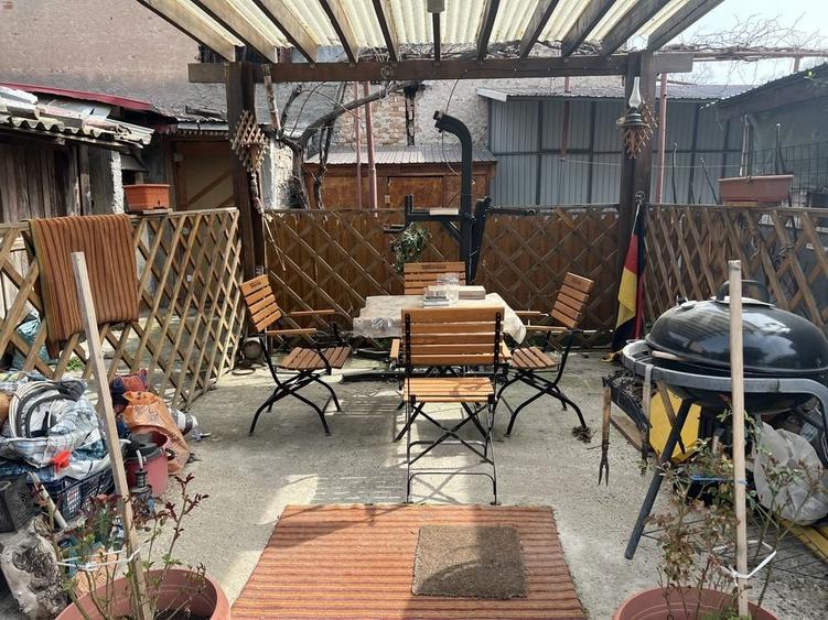 Apartament cu 2 camere decomandat în Sârbi
