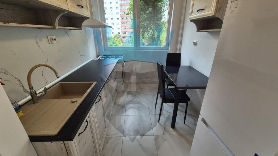Apartament cu 2 camere semidecomandat, mobilat în Alexandru Obregia