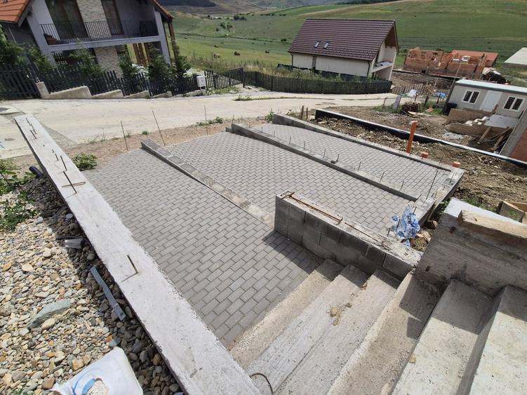 Casă individuală cu 4 camere cu Teren 800 Mp în Jucu de Sus