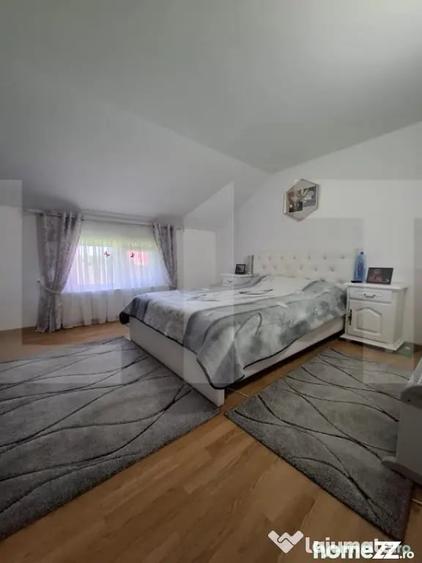 Casă cu 7 camere cu Teren 4600 Mp în Central