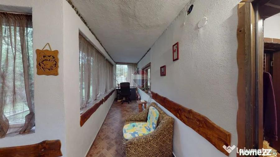 Casă cu 5 camere cu Teren 2000 Mp în Stațiunea Climaterică Sâmbăta