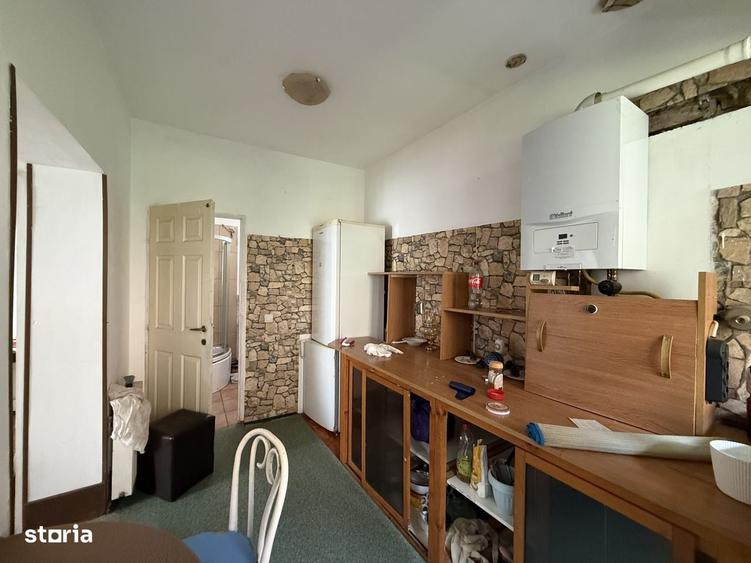 Casă cu 2 camere în Gruia