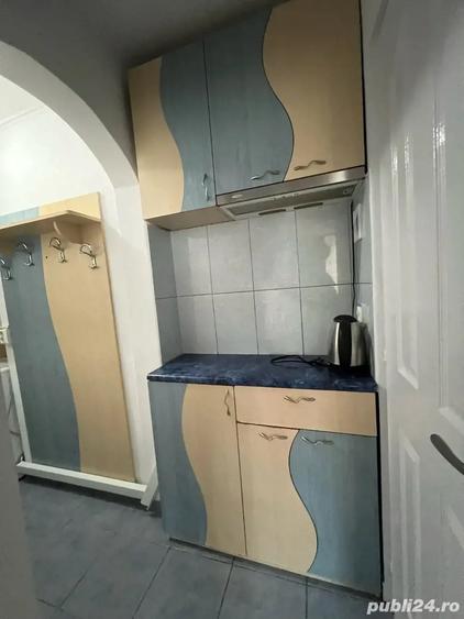 Garsonieră decomandată în Central