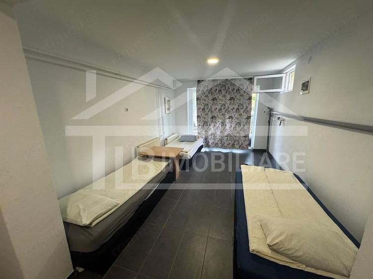 Casă cu Teren 2500 Mp în Corunca