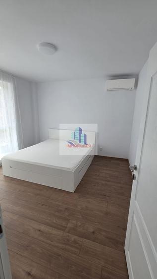 Apartament cu 2 camere semidecomandat, mobilat în Florești