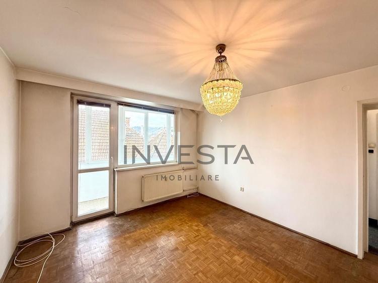 Apartament cu 3 camere semidecomandat în Grigorescu