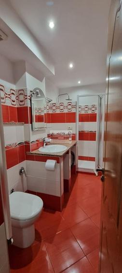 Apartament cu 2 camere decomandat, mobilat în Vest