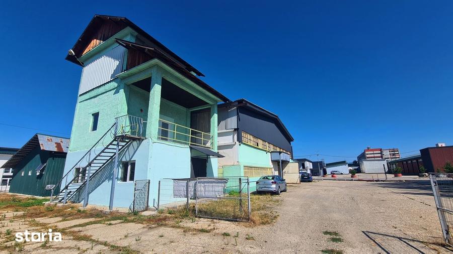Spațiu comercial, de 100 mp, în Central