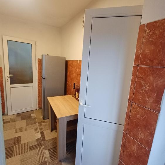 Apartament cu 2 camere decomandat în Vlahuță