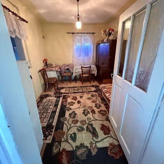 Casă cu 4 camere în Obârșie
