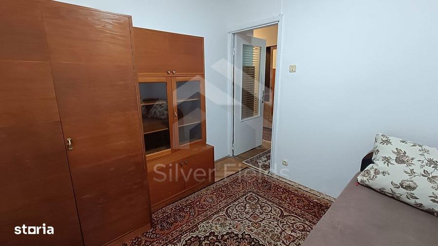 Apartament cu 3 camere, mobilat în Complex Studențesc