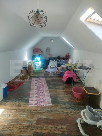 Casă individuală cu 4 camere cu Teren 388 Mp în Siret