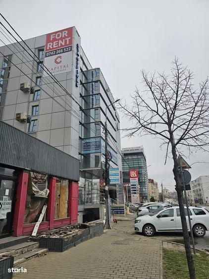Spațiu comercial, de 130 mp, în Central