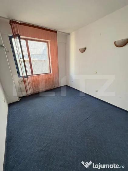 Spațiu comercial, de 20 mp, în Central