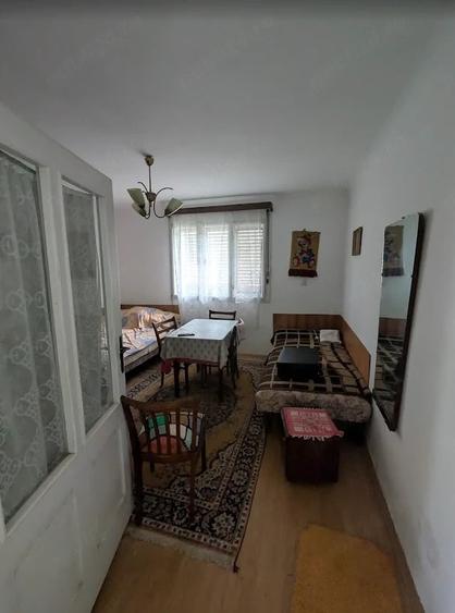 Casă cu 5 camere cu Teren 360 Mp în Central