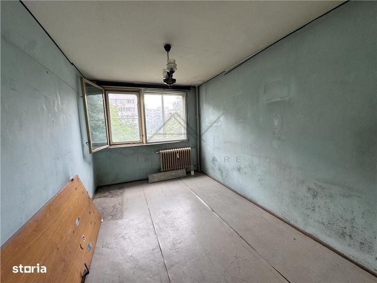 Apartament cu 3 camere în Uverturii