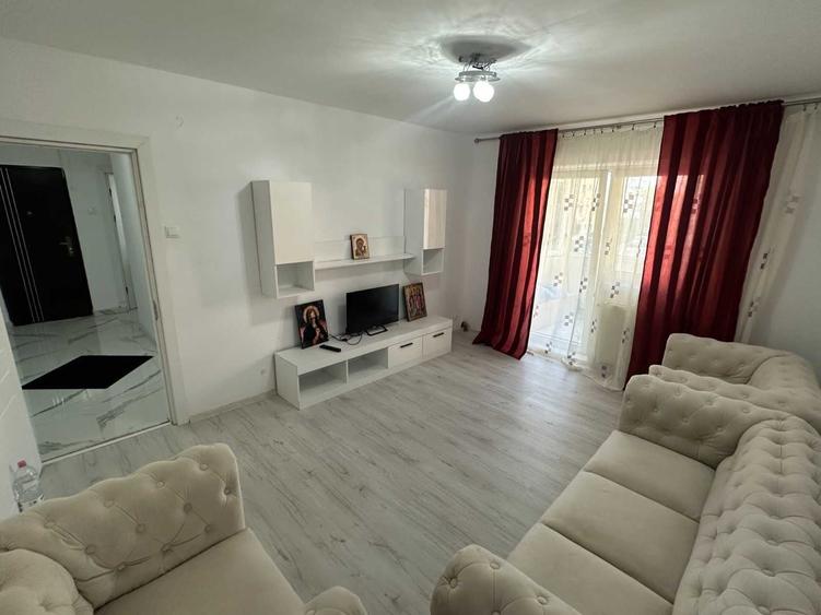 Apartament cu 2 camere decomandat în Ștefan cel Mare