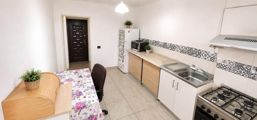 Apartament cu 2 camere decomandat în Primo