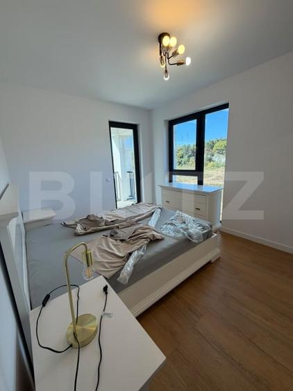 Apartament cu 2 camere semidecomandat, mobilat în Florești
