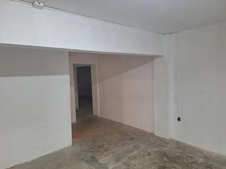 Apartament cu 6 camere decomandat în Mărăței