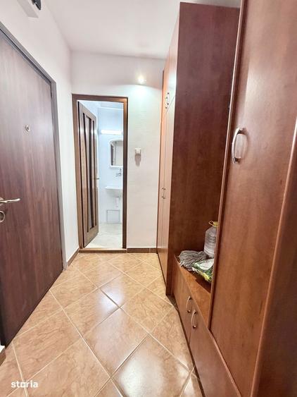 Apartament cu 3 camere decomandat în Tudor