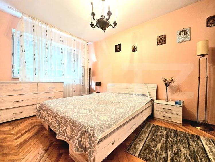 Apartament cu 3 camere semidecomandat, mobilat în Circumvalațiunii