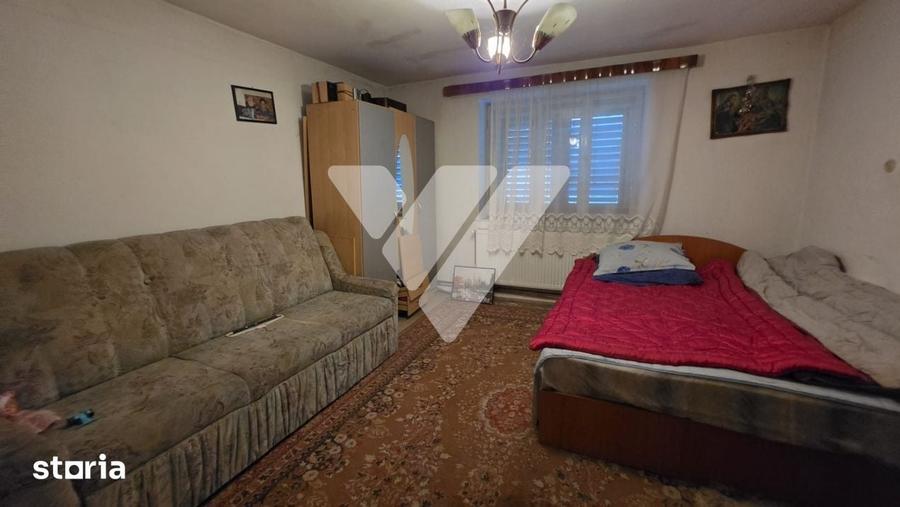 Casă cu 3 camere cu Teren 800 Mp în Slimnic