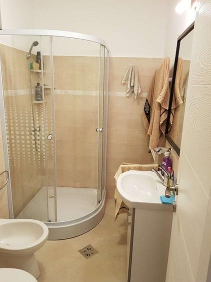 Apartament cu 2 camere semidecomandat, mobilat în Micro I