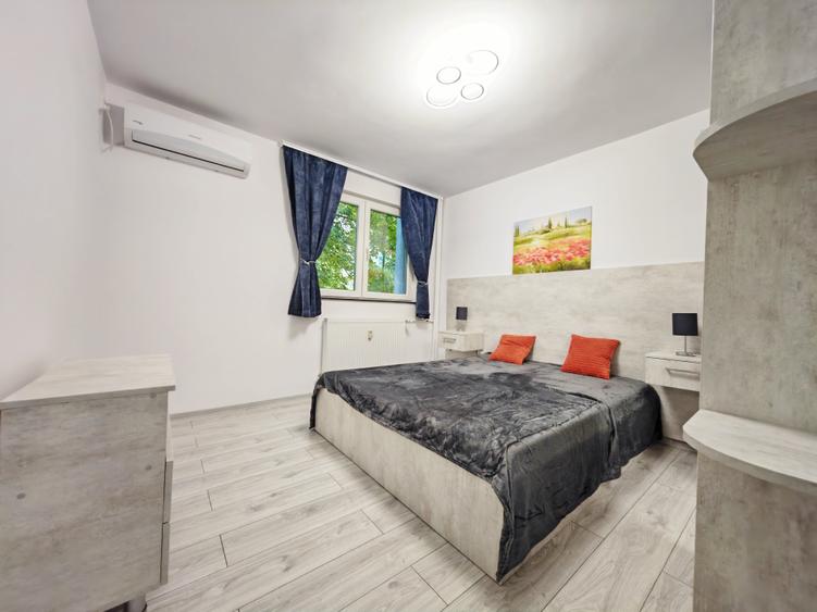Apartament cu 2 camere decomandat în Drumul Taberei