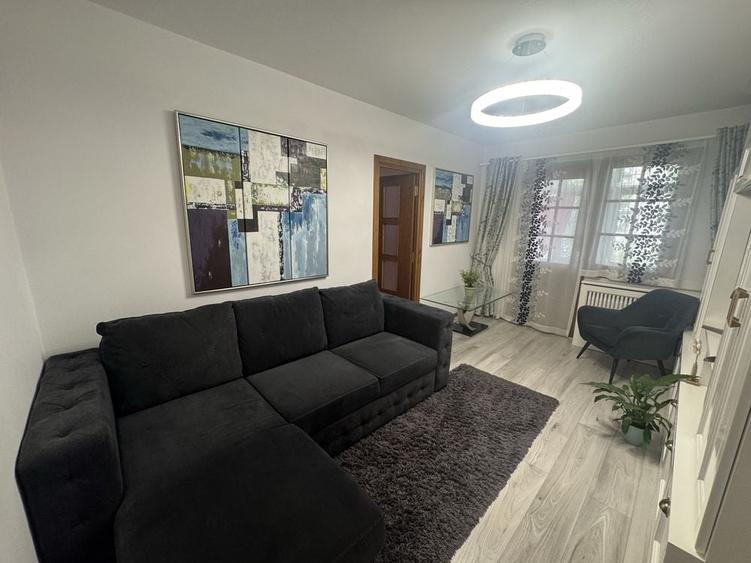 Apartament cu 2 camere nedecomandat în Central