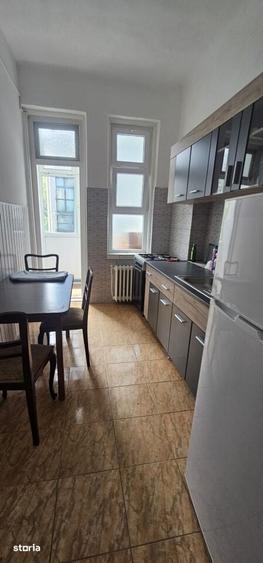 Apartament cu 2 camere semidecomandat, mobilat în Canta