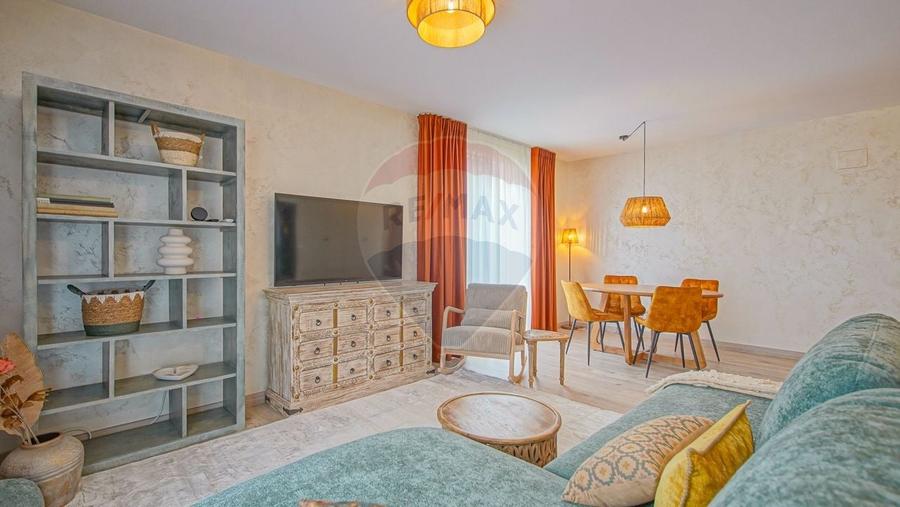 Apartament cu 2 camere semidecomandat, mobilat în Tractorul