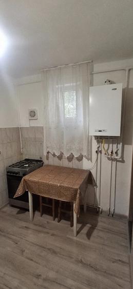 Garsonieră decomandată în Exterior Vest