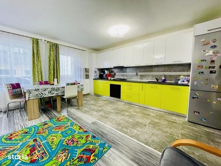 Apartament cu 3 camere în Florești