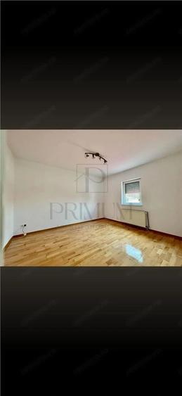 Casă cu 7 camere cu Teren 470 Mp în Șagului