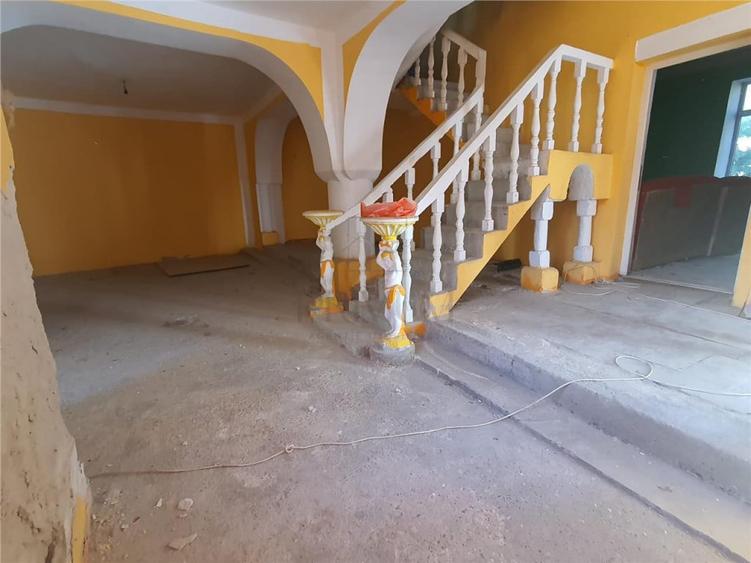 BRAYTIM, POSIBILITATE DE INVESTITIE, CASA DE RENOVAT, P 1E P - 1